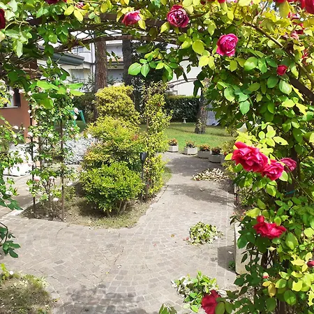Bruna Bed and Breakfast 4*