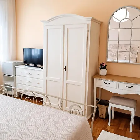 Bruna Bed and Breakfast 4*
